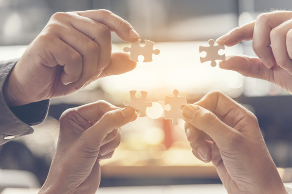 如何利用大數(shù)據(jù)驅(qū)動企業(yè)戰(zhàn)略決策？