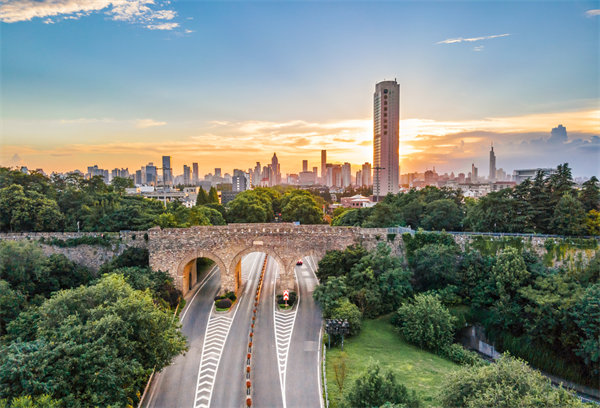 南京集團管控咨詢公司如何優(yōu)化集團管理架構(gòu)？