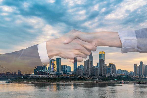 集團(tuán)管控咨詢?nèi)绾螏椭髽I(yè)構(gòu)建協(xié)同高效的管理團(tuán)隊？