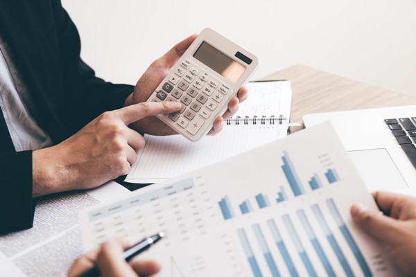 別讓低效預算管理拖垮企業(yè)，突破困境刻不容緩！