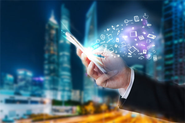 薪酬保密惹爭議，透明化管理能否化解員工信任危機？