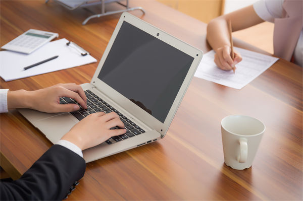 招聘總踩坑？人力資源管理如何精準(zhǔn)篩選適配人才？