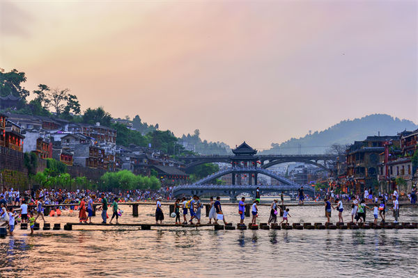 出行熱、消費(fèi)旺、體驗(yàn)新，品牌營(yíng)銷如何在假期發(fā)力？