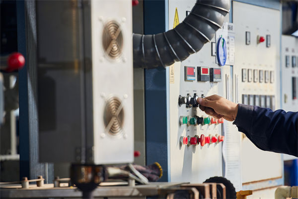 設(shè)備故障拖慢進(jìn)度，精益生產(chǎn)怎樣打造零故障車間？