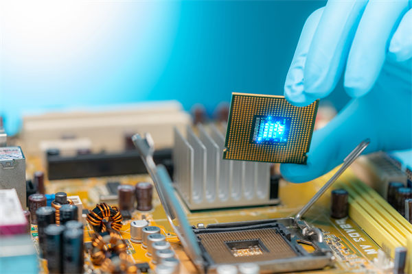 市場瞬息萬變，企業(yè)戰(zhàn)略怎樣快速調(diào)整搶占先機？