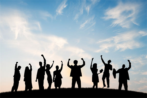 目標年年改，是環(huán)境變太快還是規(guī)劃沒抓底層邏輯？