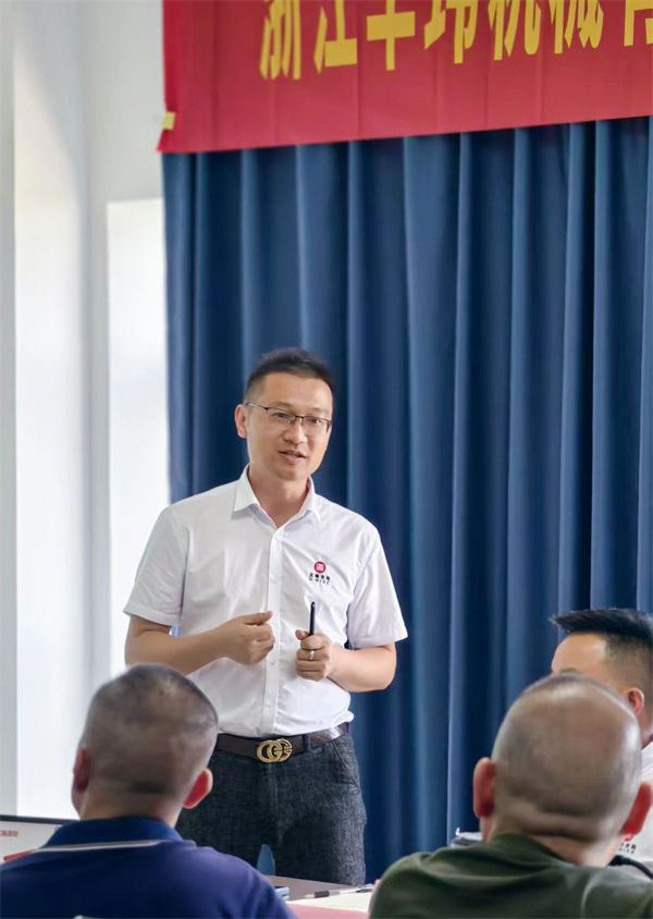 正睿咨詢集團運營總監(jiān)杜章勝老師致辭