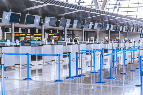 航班即將關(guān)閉艙門發(fā)現(xiàn)2人上錯飛機，有何精益啟示？