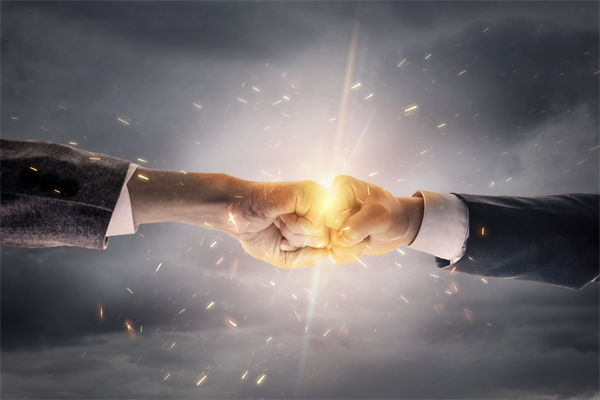 文化手冊寫滿崇高理念，基層執(zhí)行為何總唱反調(diào)？