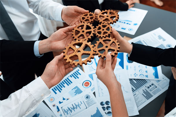 高層標(biāo)榜的文化理念，為何與基層執(zhí)行完全兩張皮？