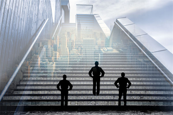 績效反饋只談問題，員工成長動力該如何真正激活？