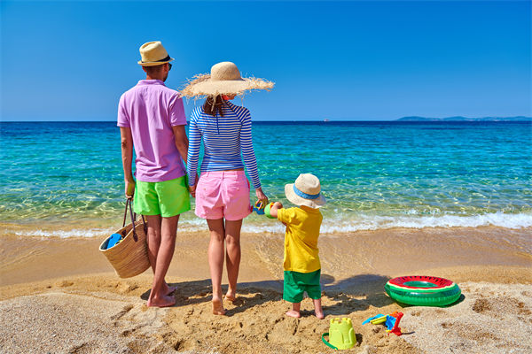 薪酬績(jī)效分析：14歲女孩擺攤賣玩具25天賺2000元