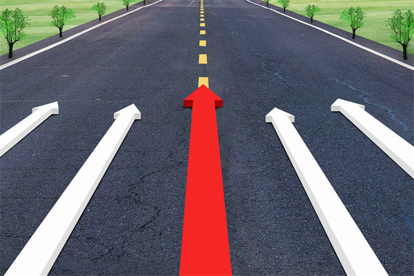 市場(chǎng)競(jìng)爭(zhēng)白熱化，企業(yè)戰(zhàn)略管理如何構(gòu)建差異化優(yōu)勢(shì)？