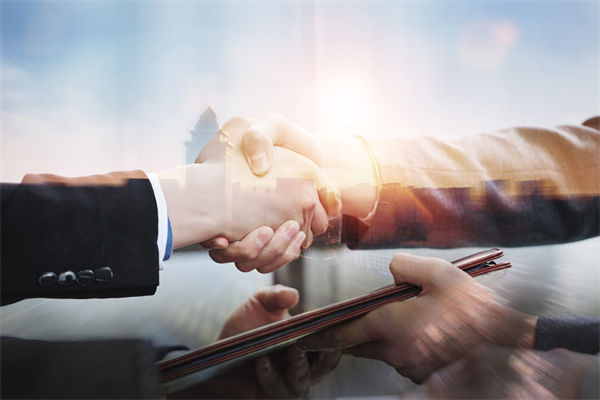 知名超市半年關(guān)了227家店，關(guān)聯(lián)企業(yè)營(yíng)銷怎么看？