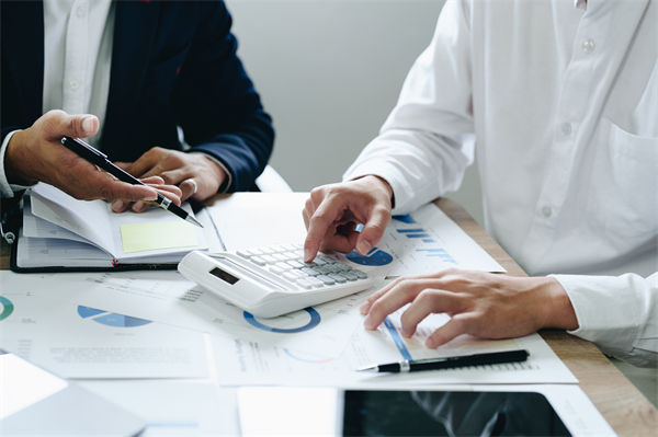 暑期檔電影票房破115億，預(yù)算管理咨詢怎么看？