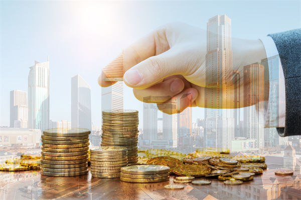 薪酬結(jié)構(gòu)與戰(zhàn)略脫節(jié)，薪酬咨詢?cè)鯓哟罱ㄟm配體系？