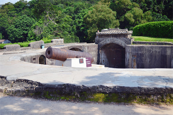 企業(yè)戰(zhàn)略飄在半空落地難，東莞戰(zhàn)略咨詢公司能釘牢嗎？